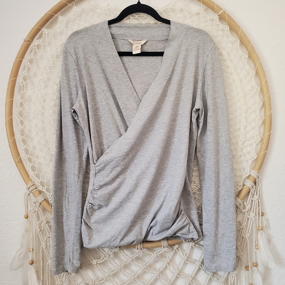 Sundance Vanessa Faux Wrap V-Neck Western Boho Ruched Rodeo Gray Pull-Over Top - Picture 8 of 8